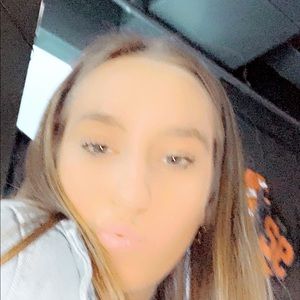 Meet your Posher, Aurora